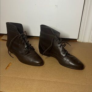 Classic Brown Leather Women’s Boots